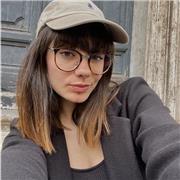 Adapto les classes del nen/a depenent del seu nivell. Em considero una persona receptiva i activa a l’hora d’ensenyar amb un molt bon tracte amb els nens